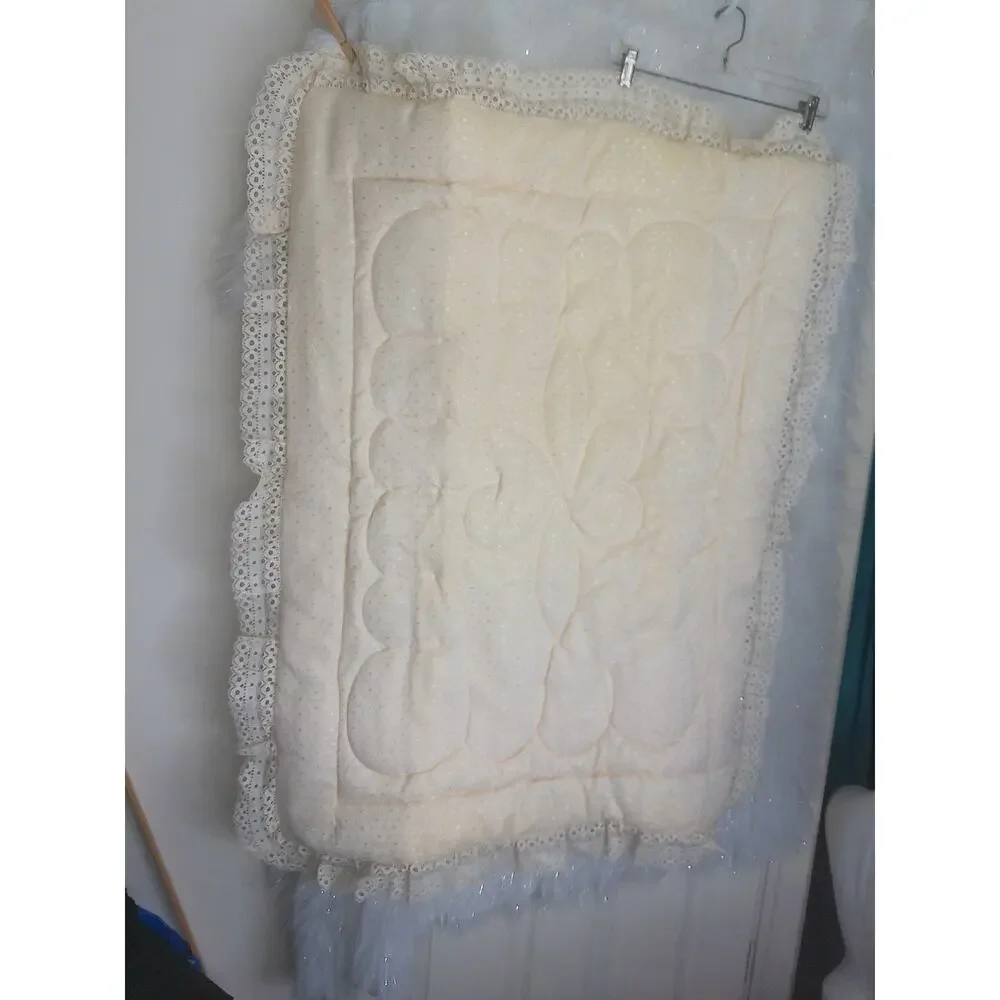 Vtg Jack Turk Quilted Eyelet Lace Baby Blanket Cream Satin Back ILGWU